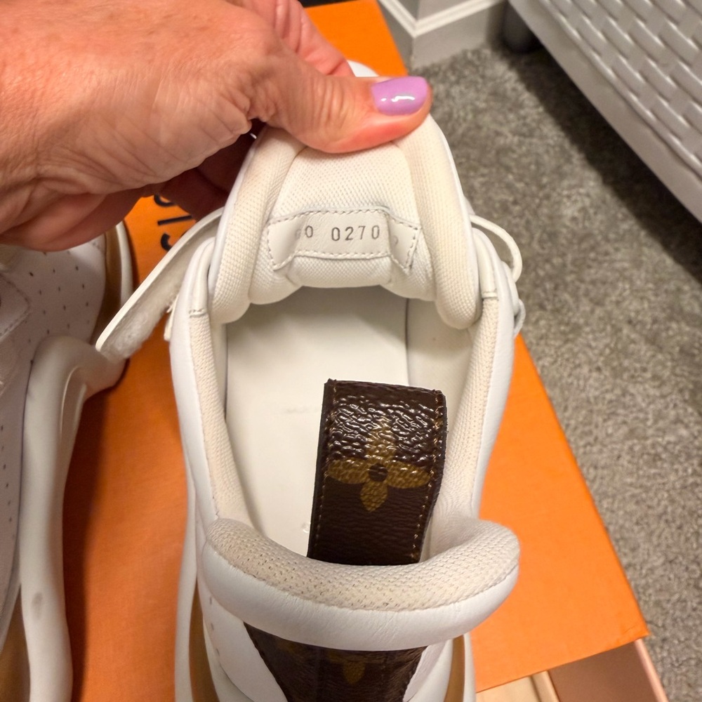 Louis Vuitton Sneakers - Picture 3 of 9